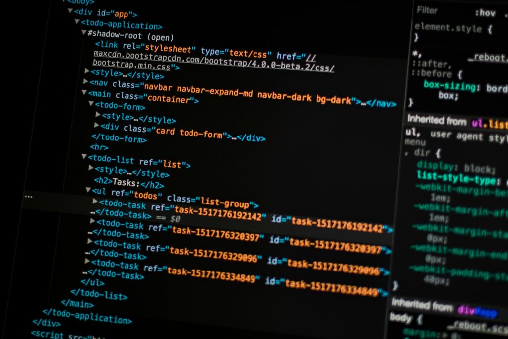 شيفرة برمجية على شاشة داكنة ترمز إلى ثغرة Node2Shell (CVE-2026-111497) في مُفكّك Brotli داخل Node.js
